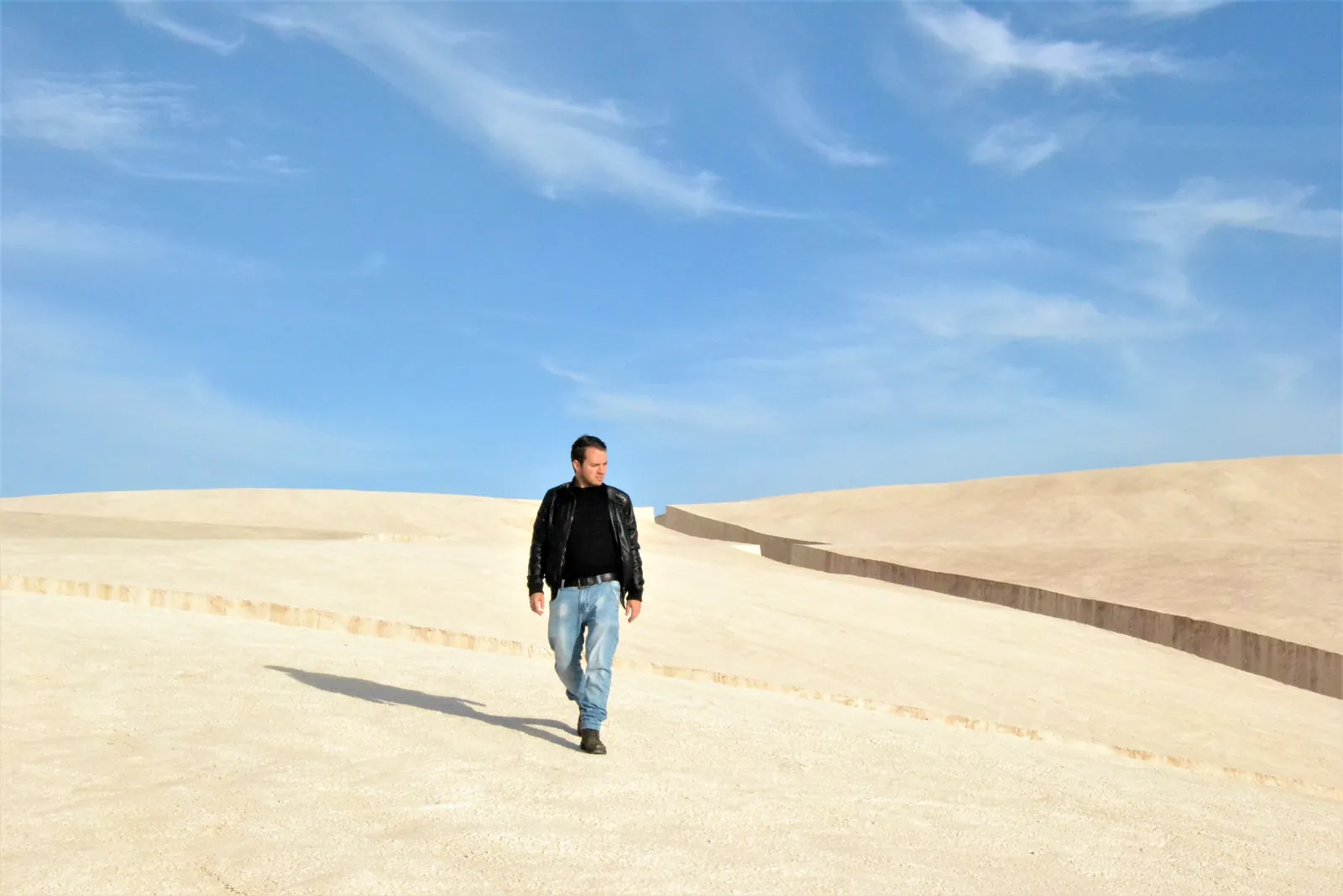 Lifestyle — figura nel deserto