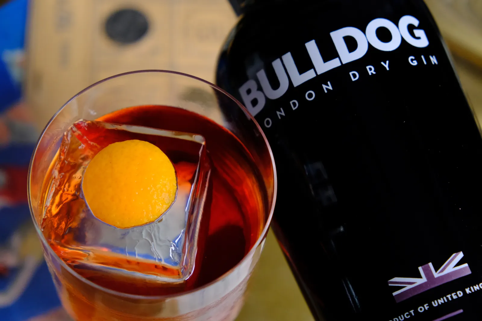 Cocktail Negroni — Bulldog Gin